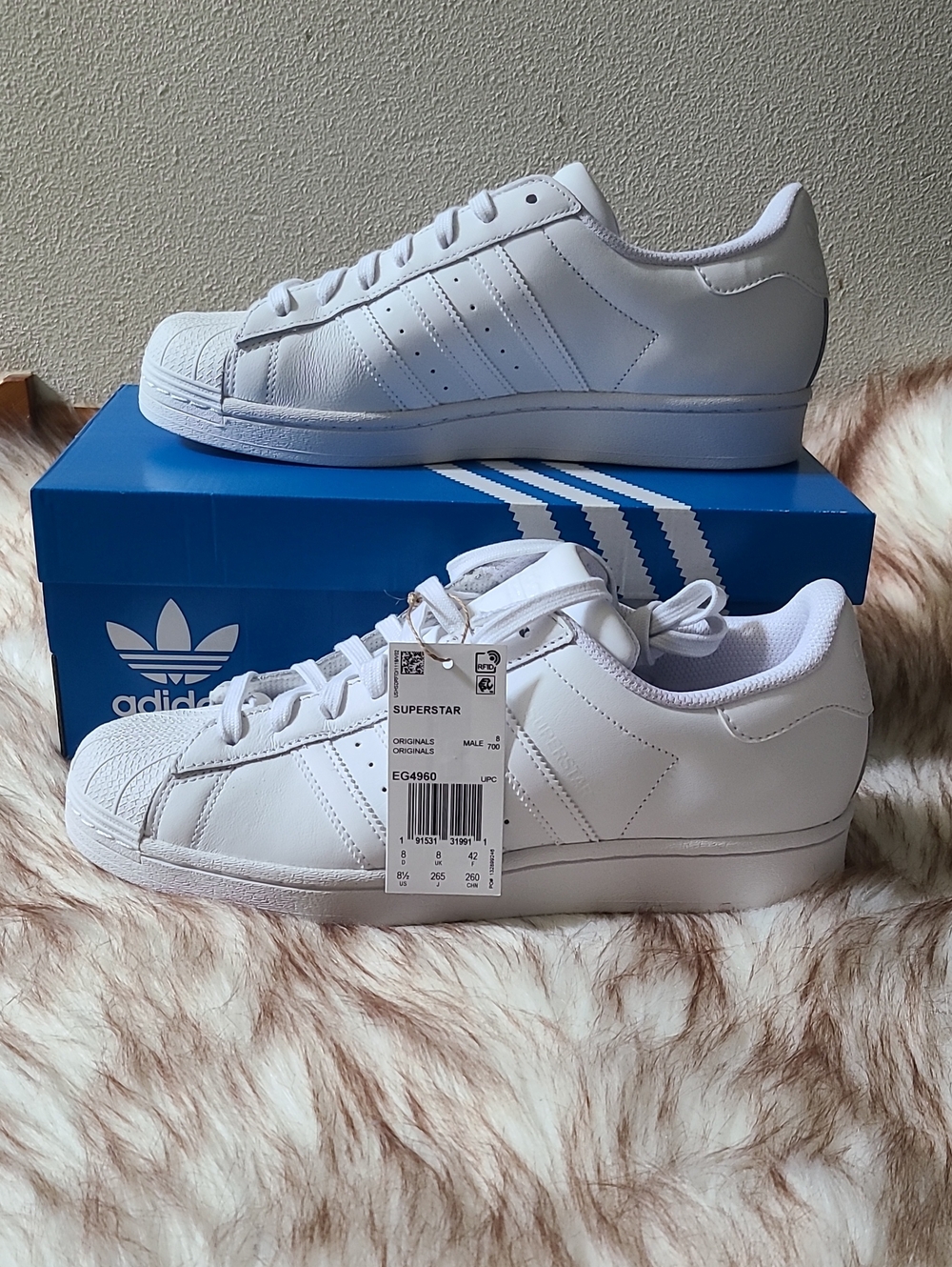 NIB Adidas Superstar Original Sneakers Men's Size 8 1/2